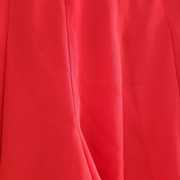 Shorts with tie belt - Picture 4 of 5